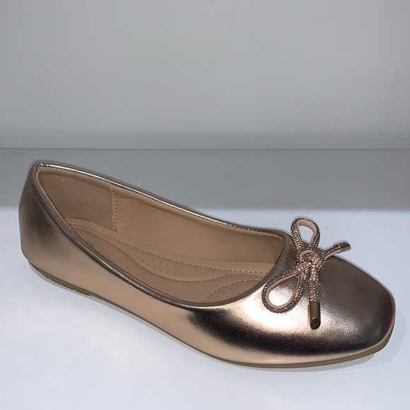 ROSE GOLD SPARKLY BOW FLATS - Picture 2 of 7